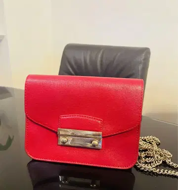FRURA 빨간색 숄더백