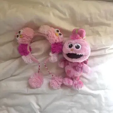 모피 머리띠와 봉제 인형 세트