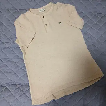 고품질 라코스테 베이지 티셔츠 피케 셔츠 헨리넥