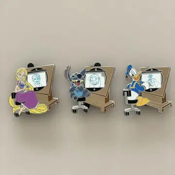 캘리포니아 디즈니 애니메이션 핀 배지 세트