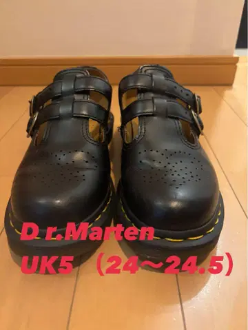 Dr. Martens UK5 로퍼
