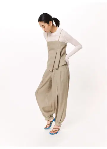 스터닝 루어 멜란지 린넨 볼륨 팬츠