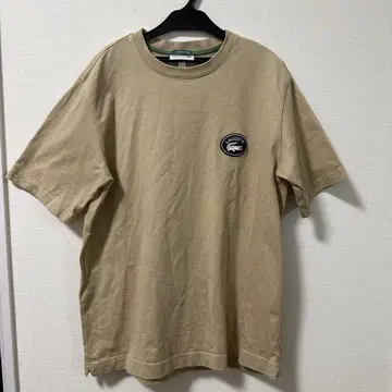 라코스테 베이지 티셔츠 EXCLUSIVE EDITION