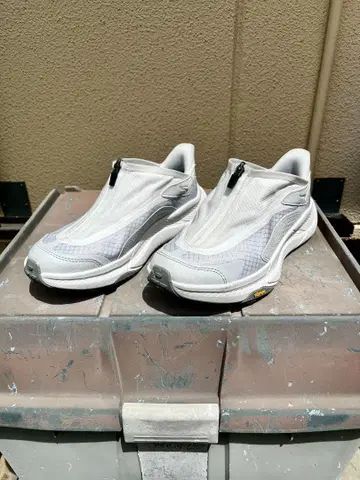 HOKA PROJECT TRANSPORT 화이트 26cm