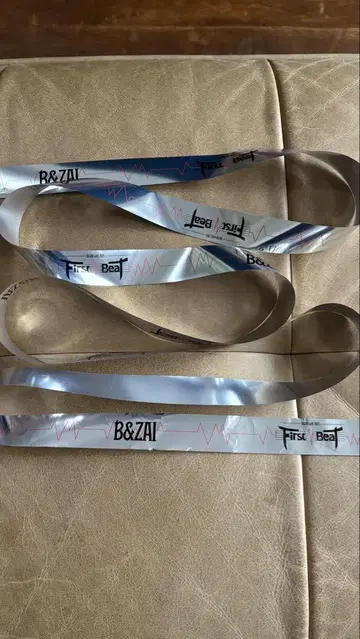 B&ZAI Banzai 초연 라이브 실버 테이프