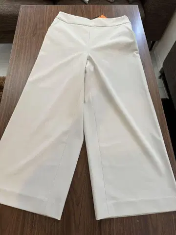 Vicino a Lei 새상품 M 사이즈 추천