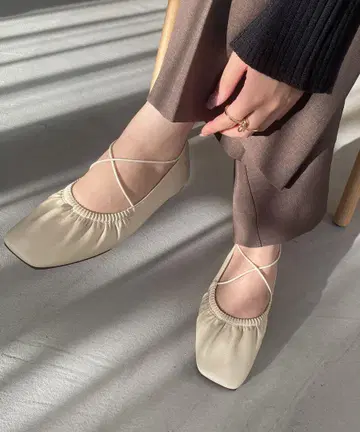 AGAWD/아가우드 크로스 스트랩 플랫슈즈 24.5cm