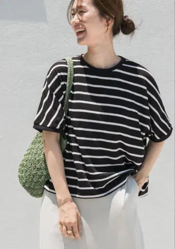 어반 리서치 도어즈 부클레 보더 풀오버