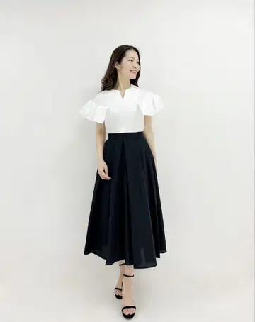 그로그랭 프렌치 개더 프릴 블라우스 M-PREMIER mid