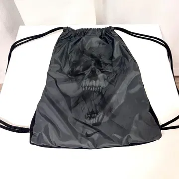 NIKE 냅색 해골 해골 y2k 놈코어 테크 레어