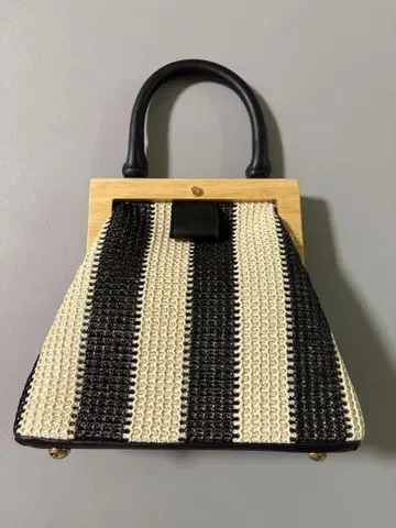 라피아 스트라이프 핸드백 카고 백
