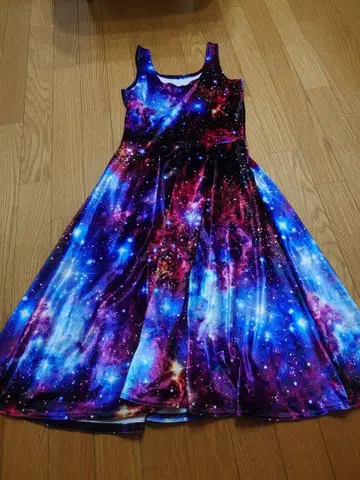 새상품 BlackMilk 원피스 Cosmic