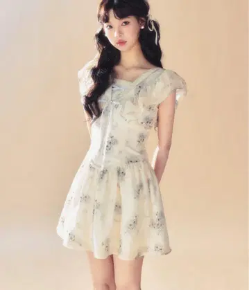 Sunsetpark 미니 원피스 플라워 프린트 크림색
