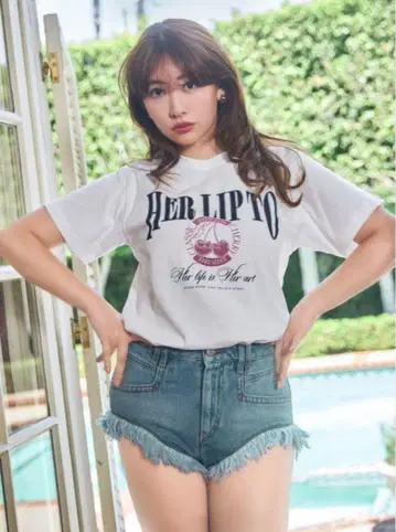 헤르리프토 클래식 체리 티셔츠