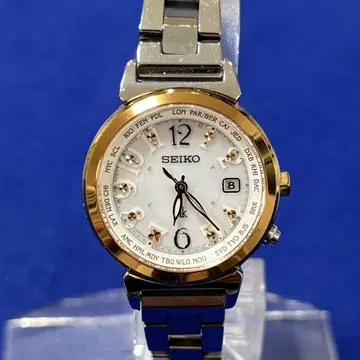 [새상품급] SEIKO 루키아 여성용 손목시계 전파 솔라 SSVV002