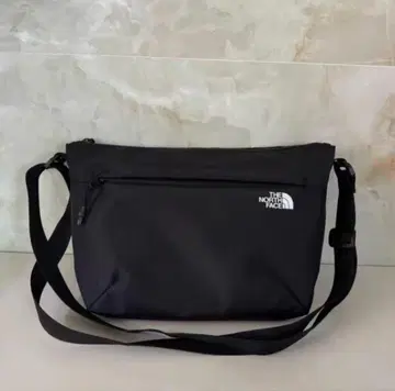 THE NORTH FACE 숄더백 한국 한정 가격 인하했습니다