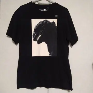 UNIQLO 신 고질라 T셔츠 S 사이즈
