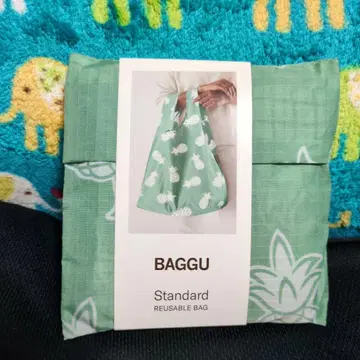 BAGGU 호놀룰루 쿠키 컴퍼니 파인애플 패턴