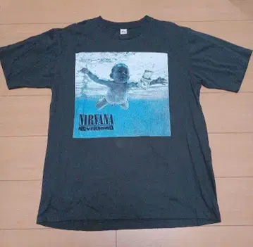 nirvana nevermind 티셔츠 차콜 그레이