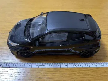 GR YARIS 1/30 색감 견본 미니카