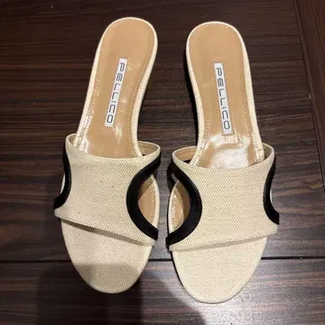 PELLICO 샌들