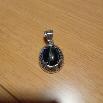 SAAD 펜던트 탑