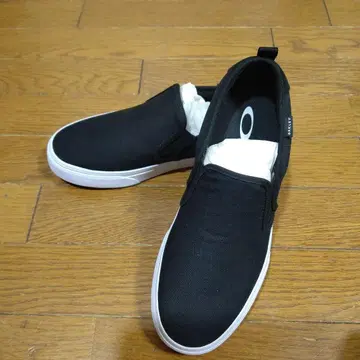 OAKLEY 오클리 슬립온 블랙 26.5cm 미사용