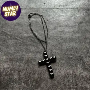 archive grunge cross necklace y2k black