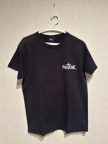 PHATRNK 티셔츠