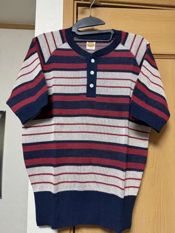 미사용 새상품 트로피 클로징 썸머 니트