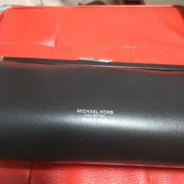 MICHAEL KORS 블랙 클러치백