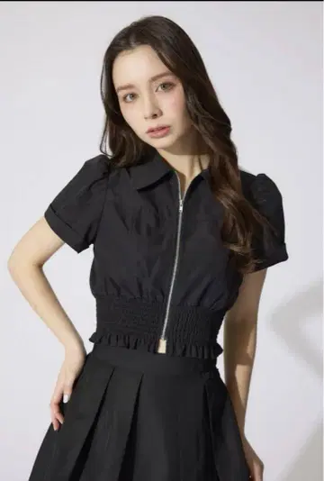 rienda 허리 셔링 지퍼 블라우스
