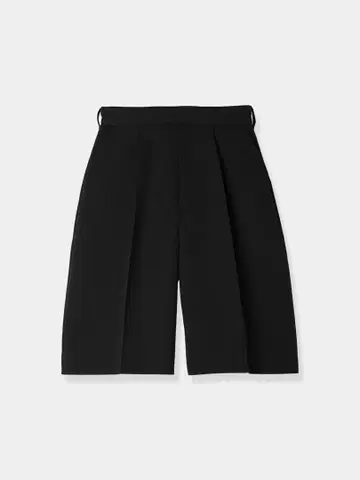 laube blanc Front pin tuck Half pants