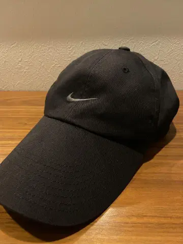 나이키 스몰 로고 캡 실버 택 00s 빈티지