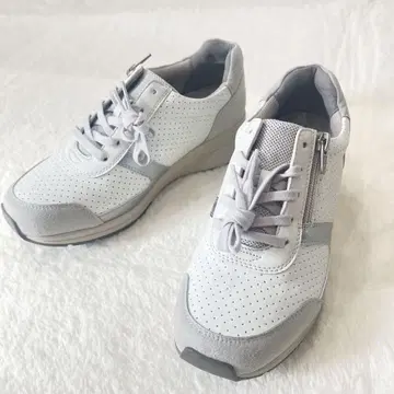 새상품급 AKAISHI 126 워킹 스니커즈 23cm 아카이시 화이트