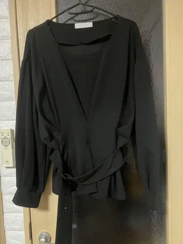 CECIL McBEE 블랙 튜닉 긴팔