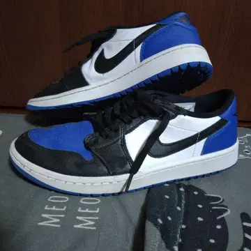 Air Jordan 1 Low 선착순