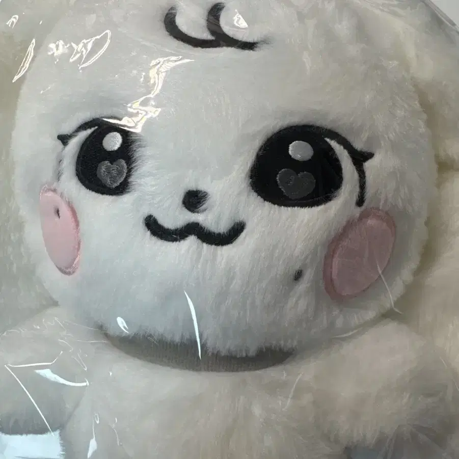 アイドル IVE MINIVE FLUFFY PLUSH 30cm ver CHERRY IVE - MINIVE Fluffy Plush 30CM Ver. [WELCOME TO MINIVE