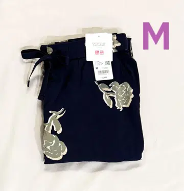 UNIQLO 프린세스 탐탐 드레이프 이지 팬츠 M 사이즈 네이비 유니클로