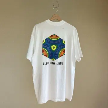 90s USA 제작 아트 프린트 티셔츠 백 프린트 XL vintage
