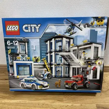 LEGO 폴리스스테이션 60141
