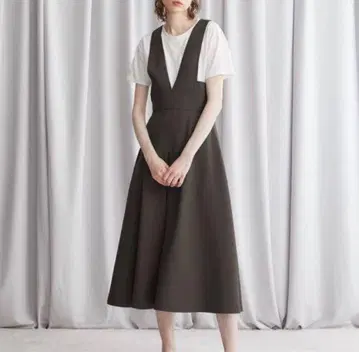 STUDIOUS 스테디 턱 플레어 레이어드 원피스