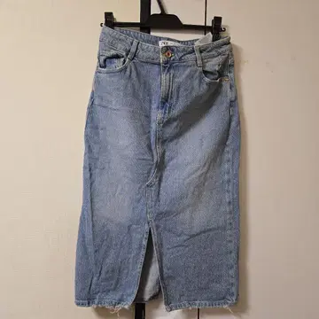 ZARA/자라 데님 타이트 스커트 라이트 블루