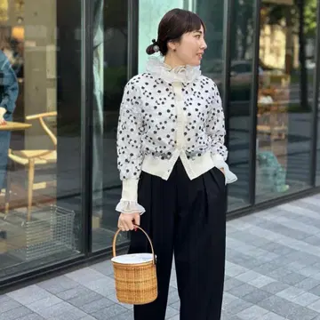 토레프루 플러스 원 마가렛 가디건 화이트