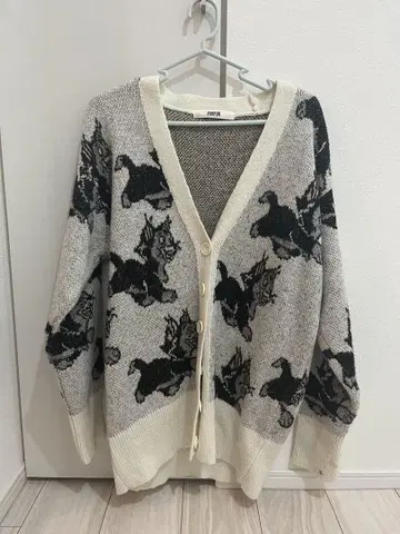 FURFUR 디즈니 콜라보 가디건