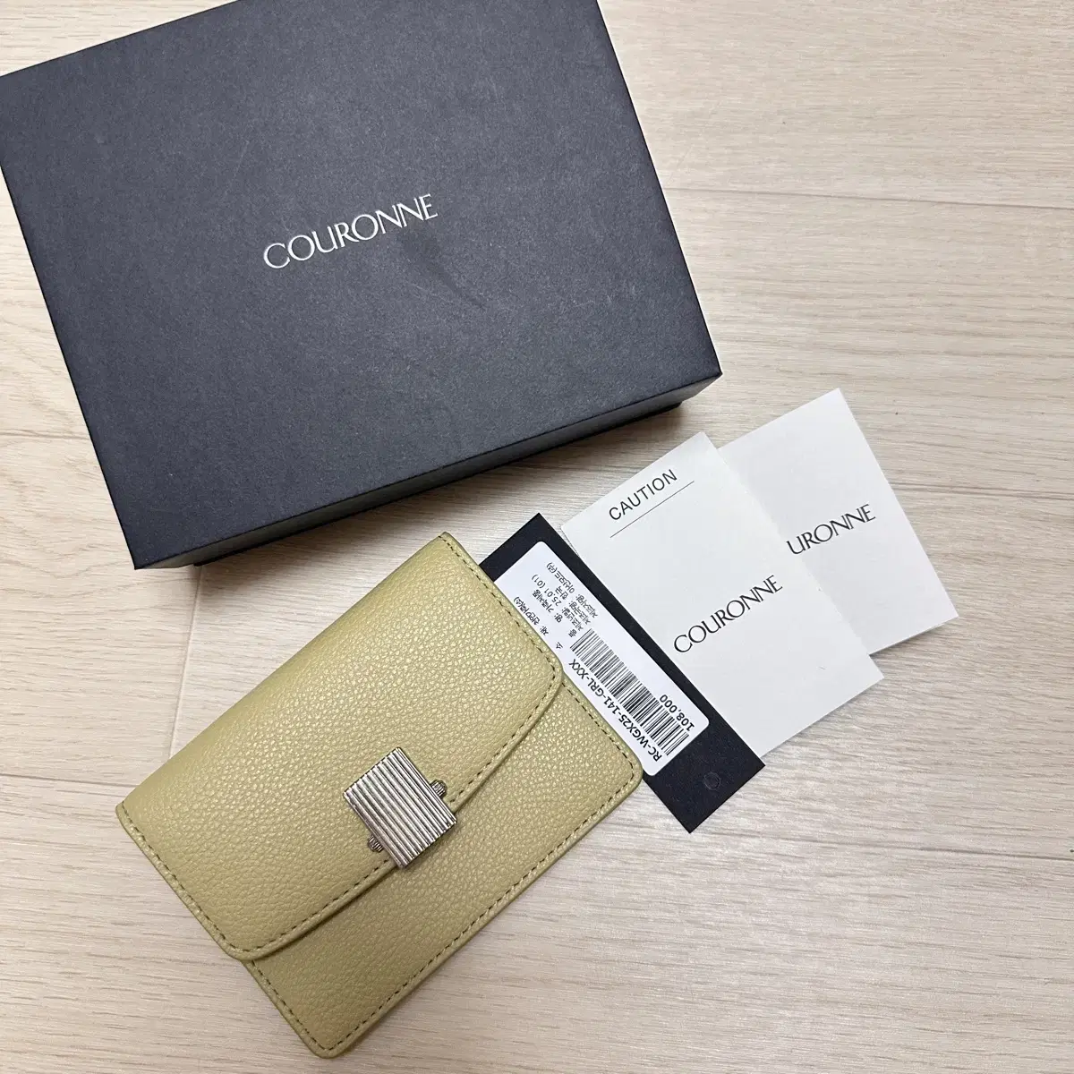 ●Matin Kim●ACCORDION WALLET IN LIGHT YELLOW MATIN KIM ACCORDION WALLET IN LIGHT YELLOW – SeoulSeoul