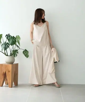 [ 스타일 델리 ] 안감 부착 미세 주름 질감 와이드 팬츠 02