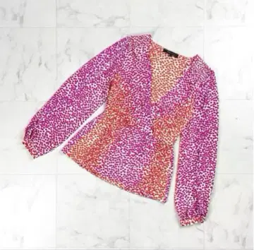 BCBG MAXAZRIA 패턴 실크 100% 블라우스 핑크 XS*