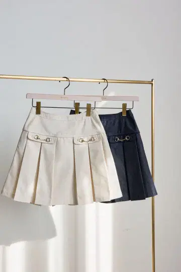 Herlipto 하립투 Pleated Mini Skirt M