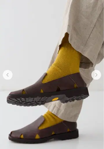 Hender scheme / gurkha 구르카 샌들